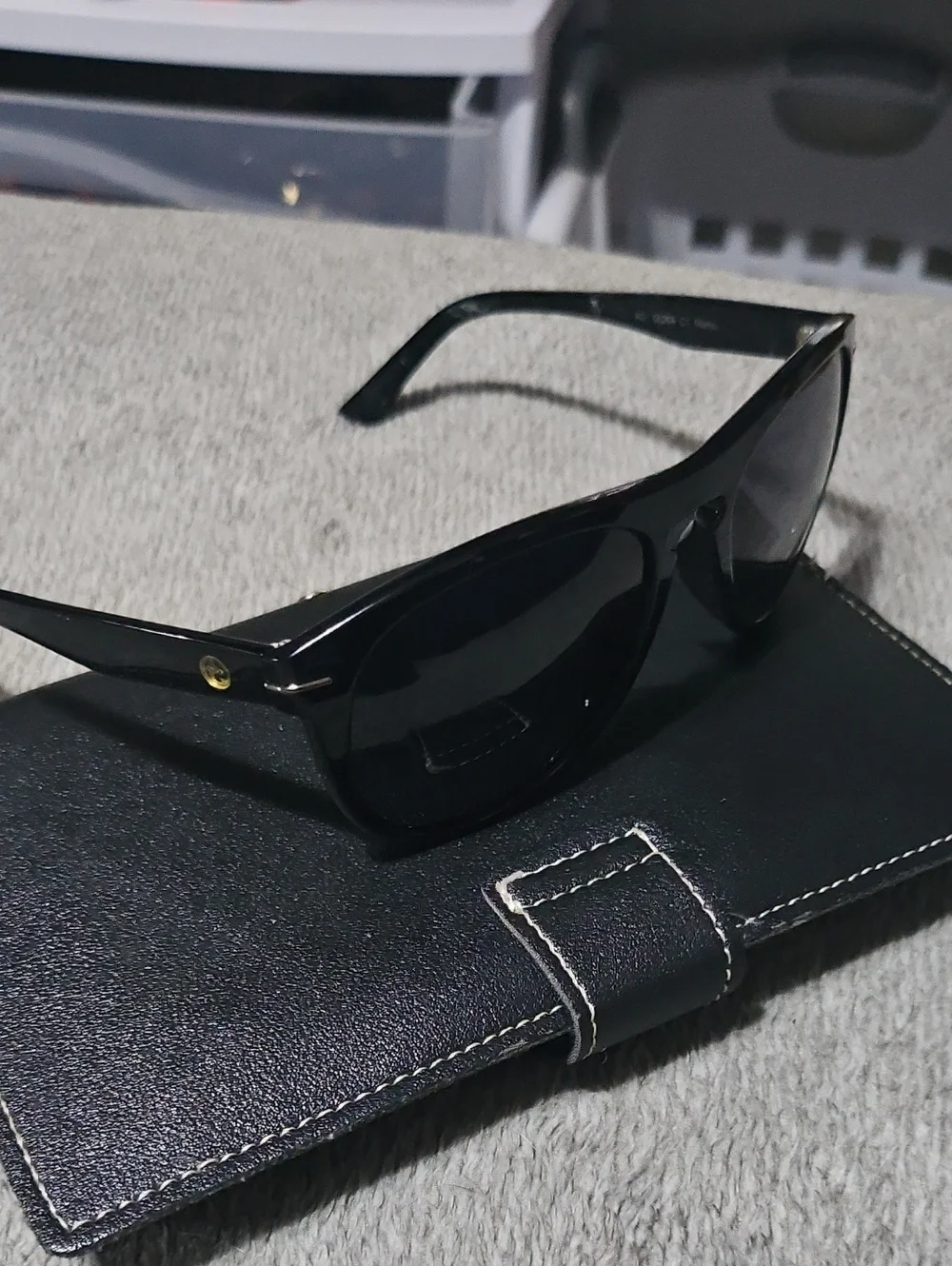 Australian Gold  Mens Designer Polarized Sunglasses